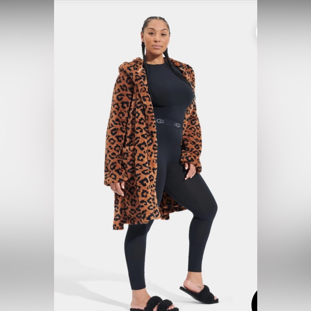NWT Ugg Artie Faux Shearling  Cider Leopard Print Hooded Robe size Medium